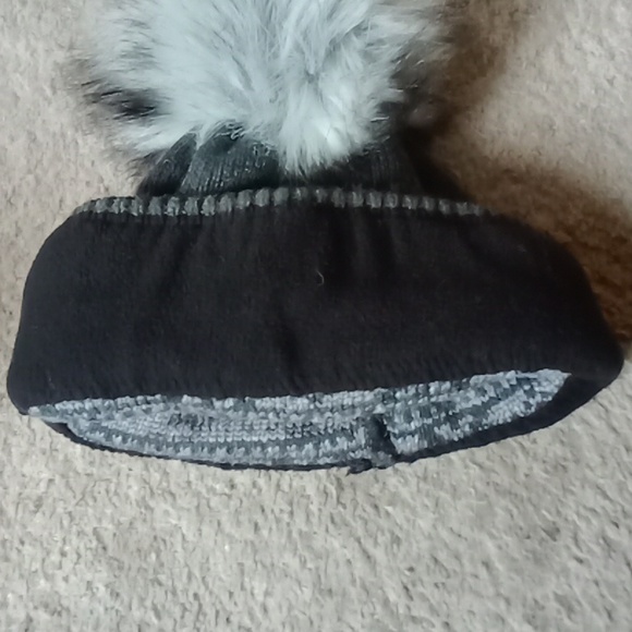 Village House hat - Picture 4 of 5